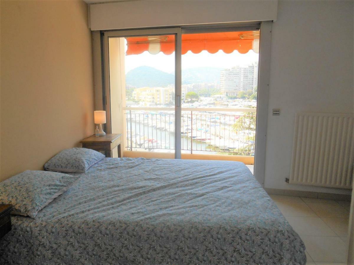 Appartement Le France - Vacances Cote D'Azur Мандельё-ла-Напуль Экстерьер фото